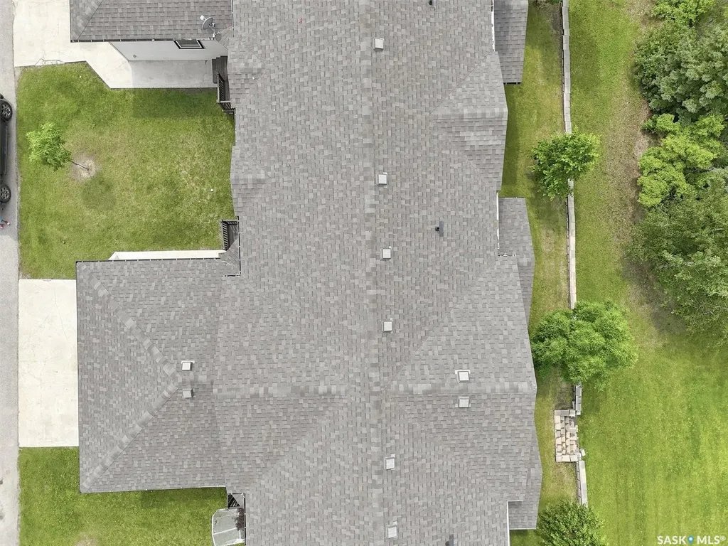 118 Hampton Circle Saskatoon SK S7R 0C9