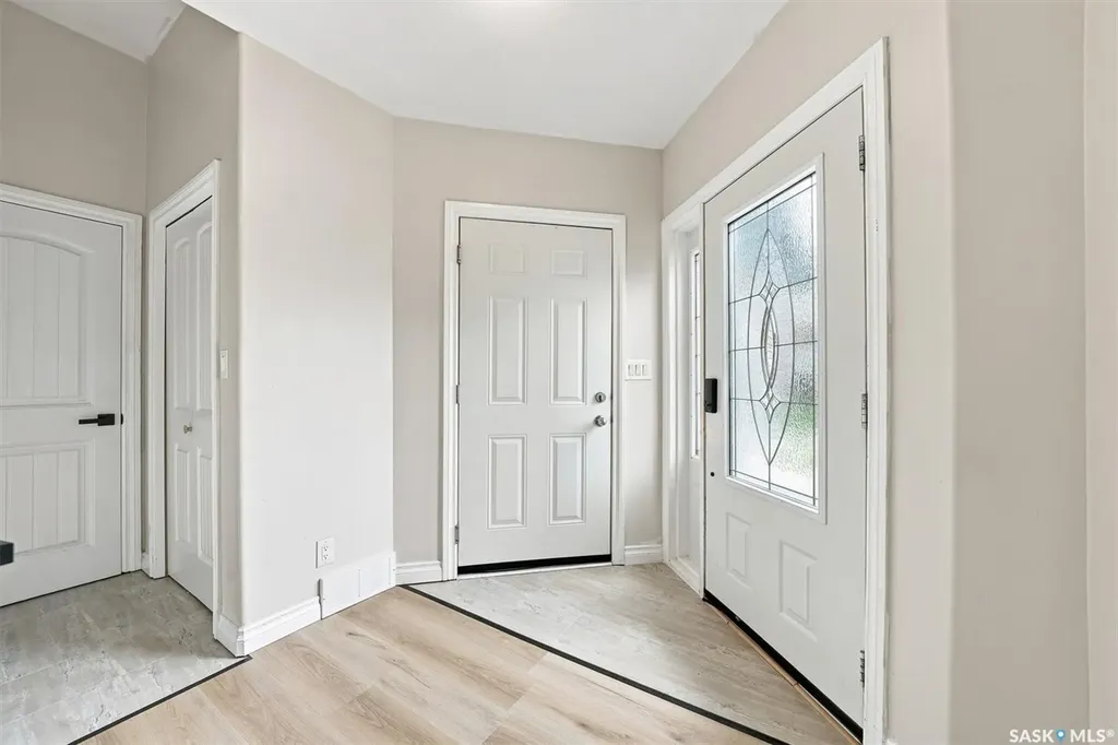 118 Hampton Circle Saskatoon SK S7R 0C9