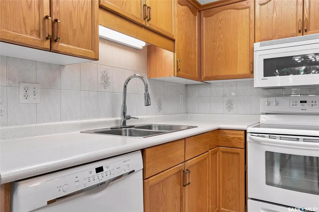 212 La Ronge Road Saskatoon SK S7K 8E5