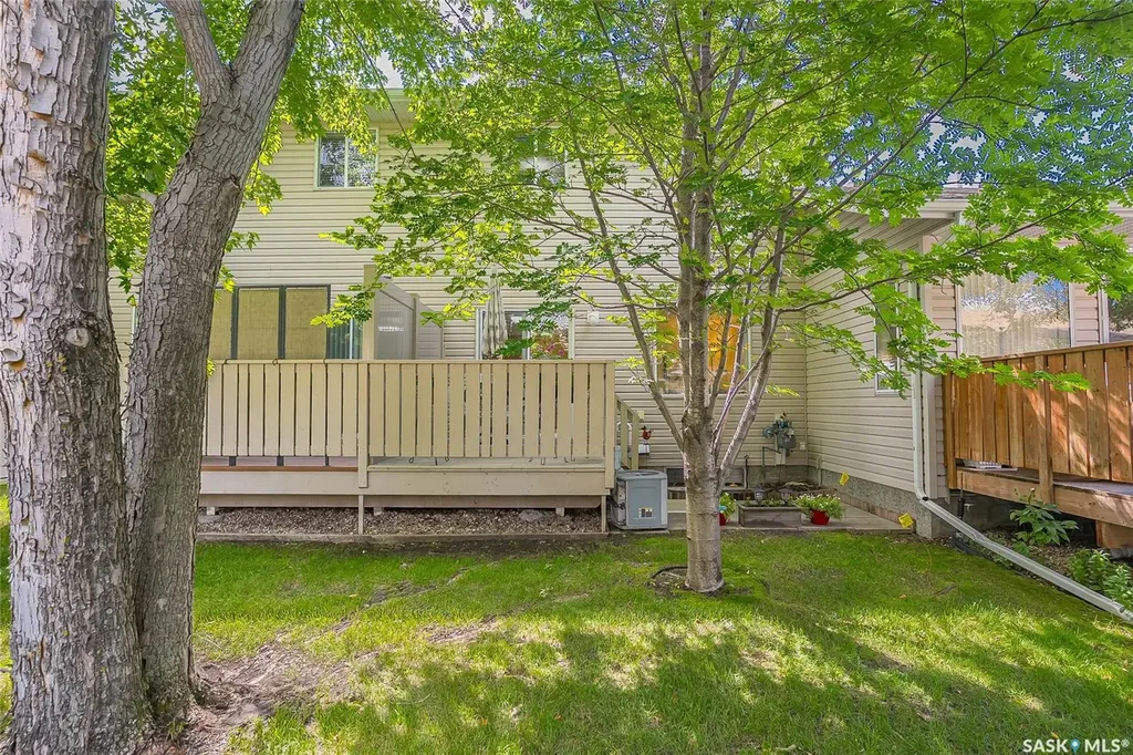 212 La Ronge Road Saskatoon SK S7K 8E5