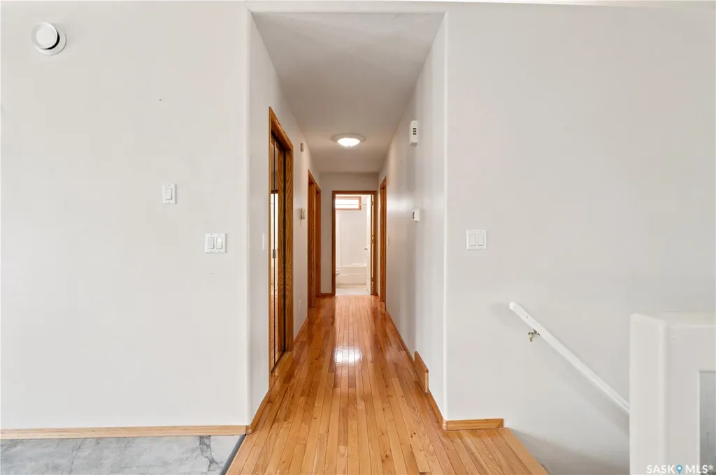 743 Pezer Court Saskatoon SK S7S 1J8