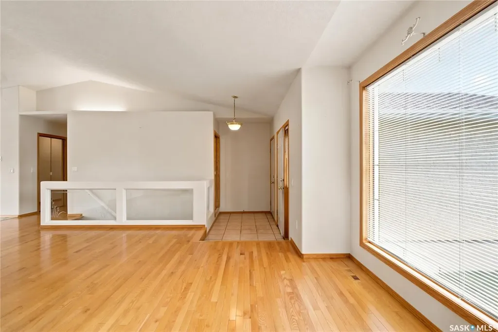743 Pezer Court Saskatoon SK S7S 1J8
