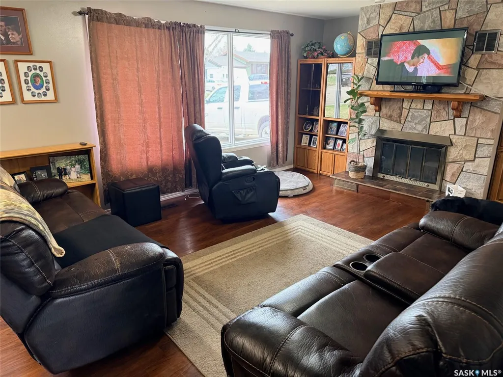 1012 6th Street E Rosetown SK S0L 2V0