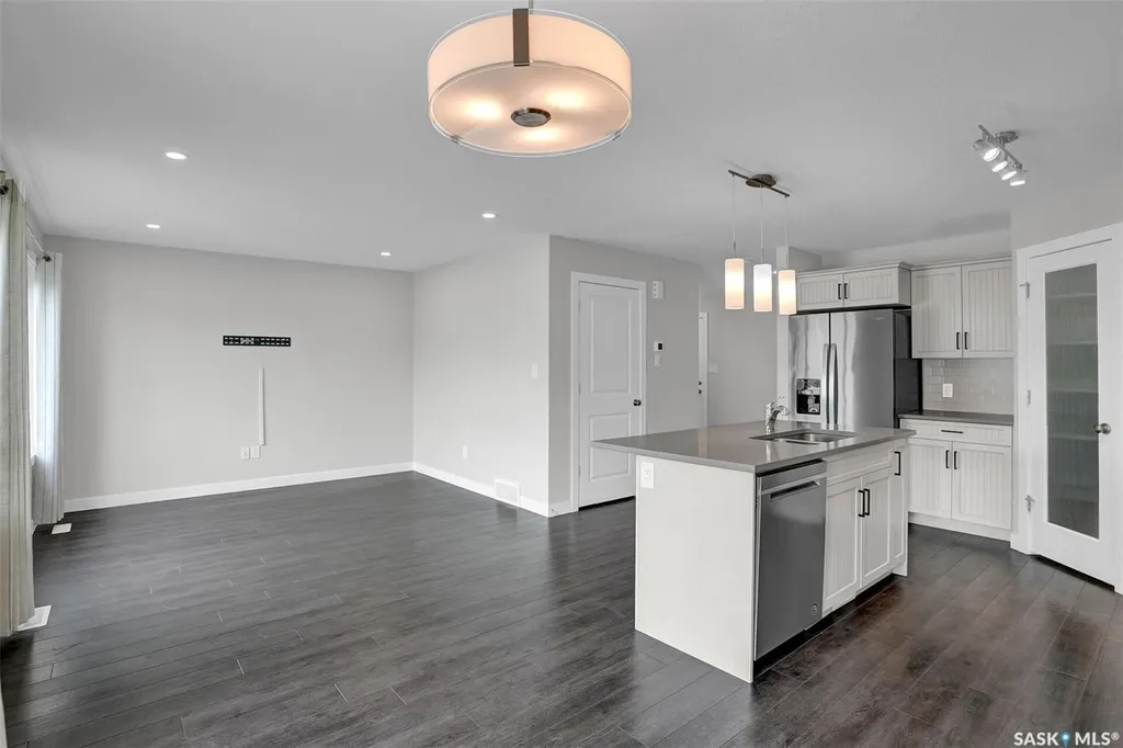 3229 Green Water Drive Regina SK S4V 3R6