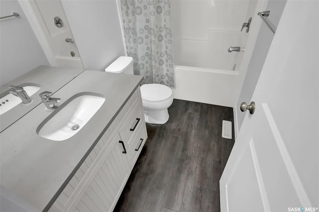3229 Green Water Drive Regina SK S4V 3R6