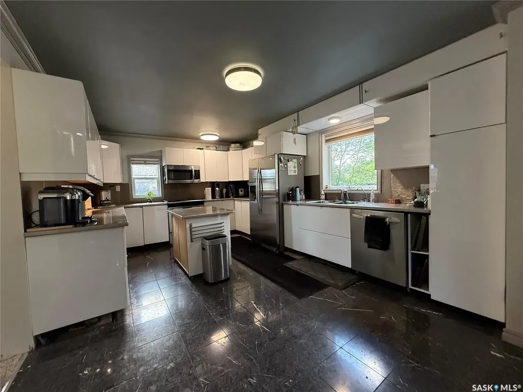 306 Crean Crescent Saskatoon SK S7J 3X2