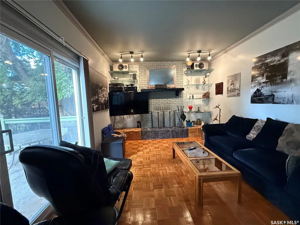 306 Crean Crescent Saskatoon SK S7J 3X2