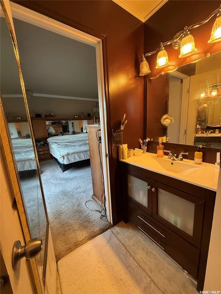 306 Crean Crescent Saskatoon SK S7J 3X2