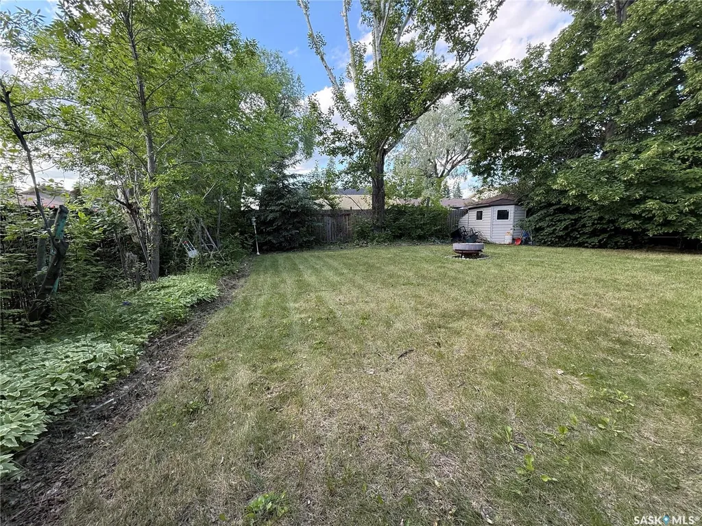 306 Crean Crescent Saskatoon SK S7J 3X2