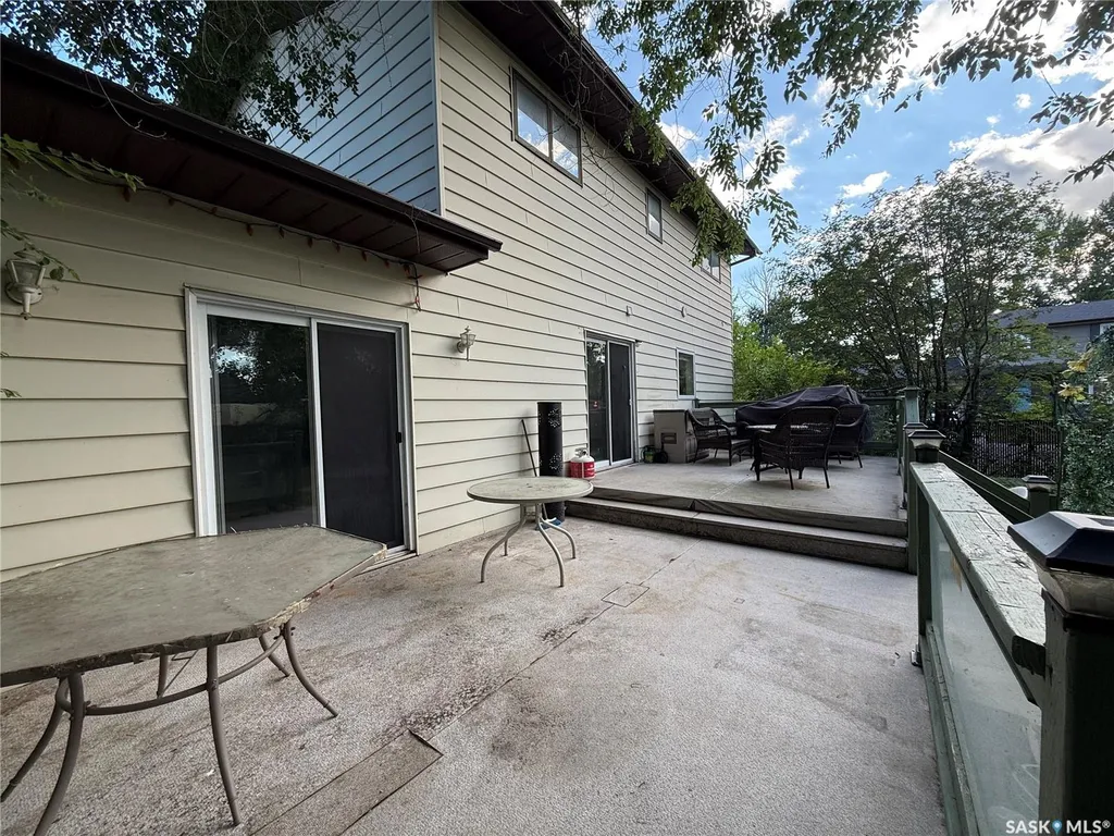 306 Crean Crescent Saskatoon SK S7J 3X2