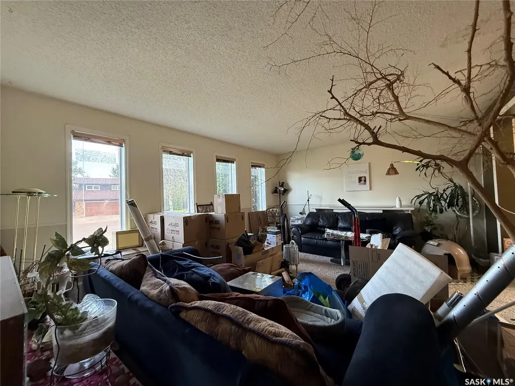 306 Crean Crescent Saskatoon SK S7J 3X2