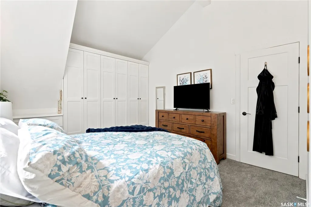 919A F Avenue N Saskatoon SK S7L 1W7