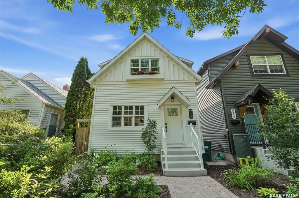 919A F Avenue N Saskatoon SK S7L 1W7