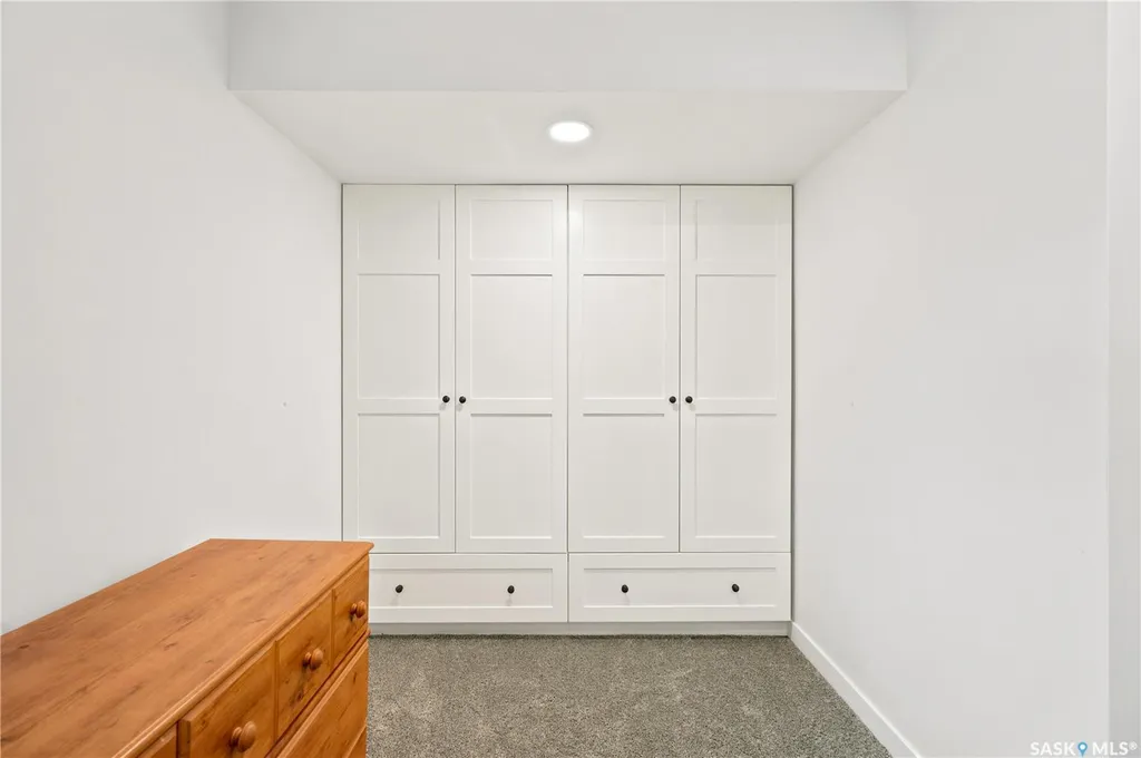 919A F Avenue N Saskatoon SK S7L 1W7