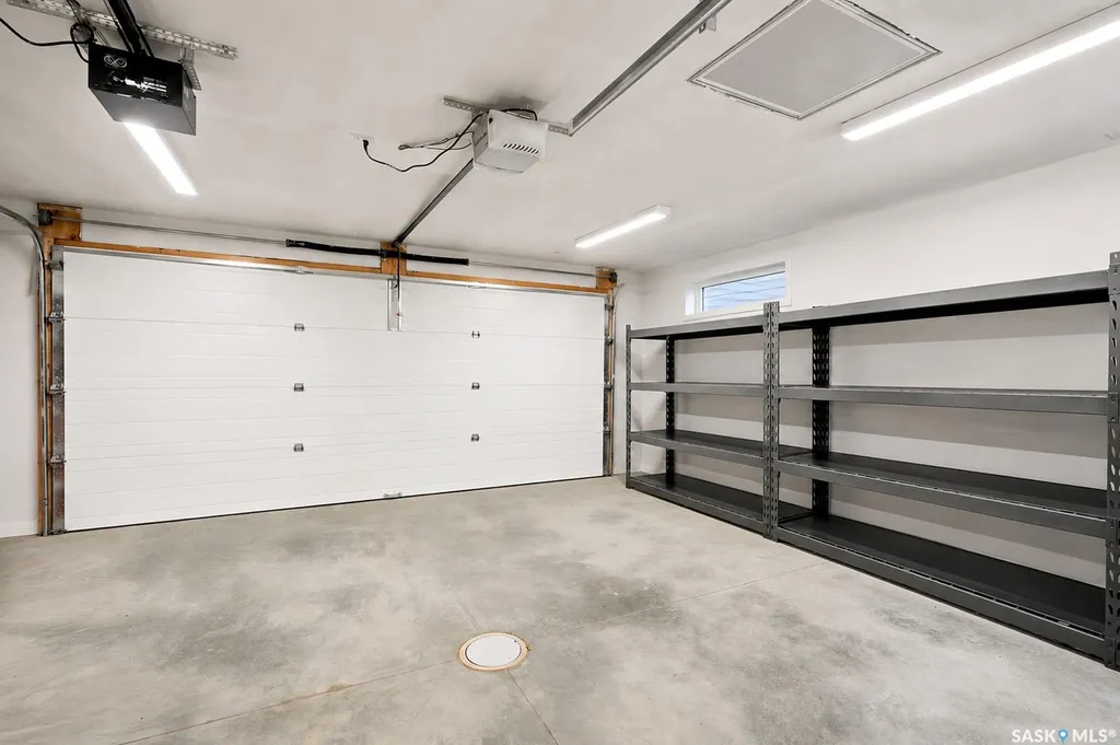 919A F Avenue N Saskatoon SK S7L 1W7
