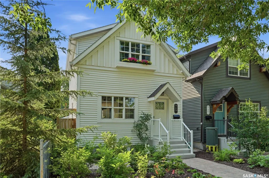 919A F Avenue N Saskatoon SK S7L 1W7