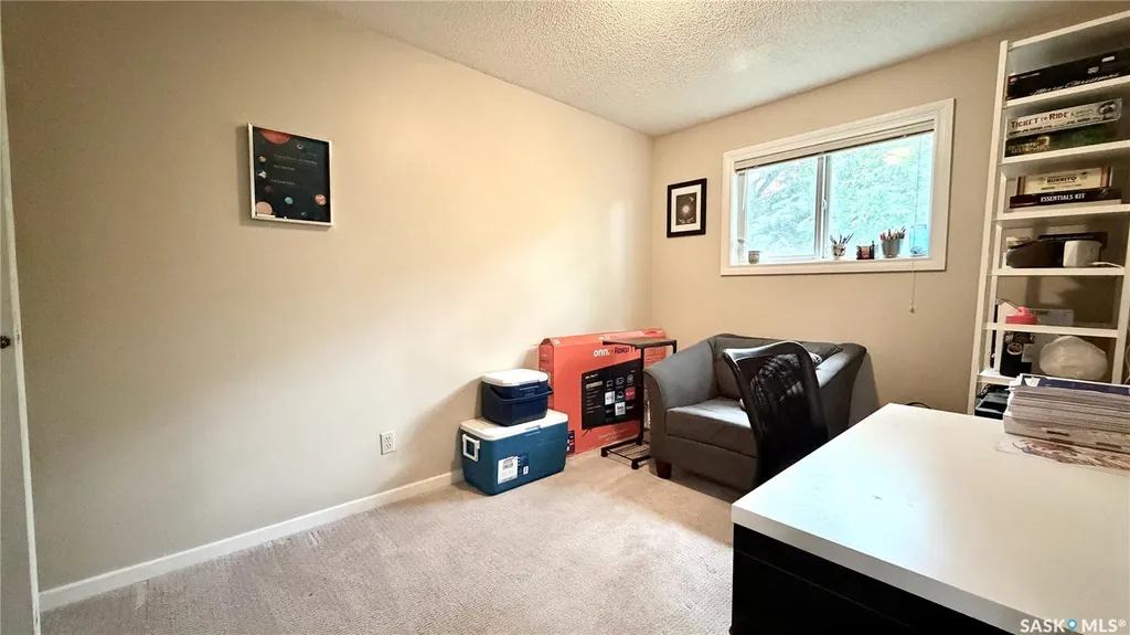 409 109th Street W Saskatoon SK S7N 1R8