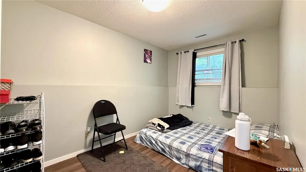409 109th Street W Saskatoon SK S7N 1R8