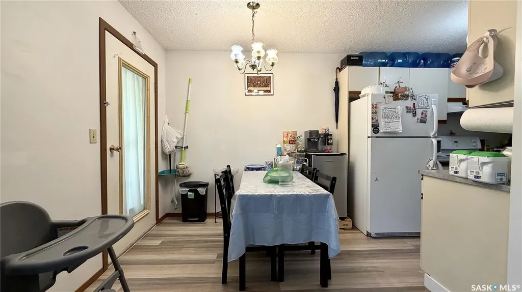 409 109th Street W Saskatoon SK S7N 1R8