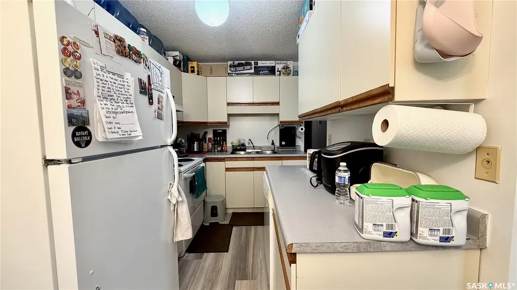 409 109th Street W Saskatoon SK S7N 1R8