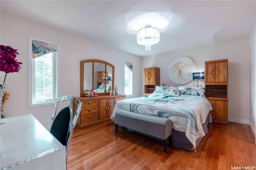 206 Braemar Bay Saskatoon SK S7V 1A2