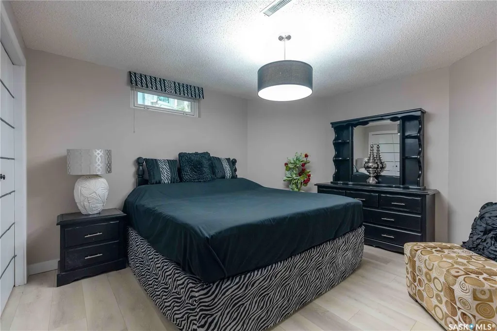 206 Braemar Bay Saskatoon SK S7V 1A2