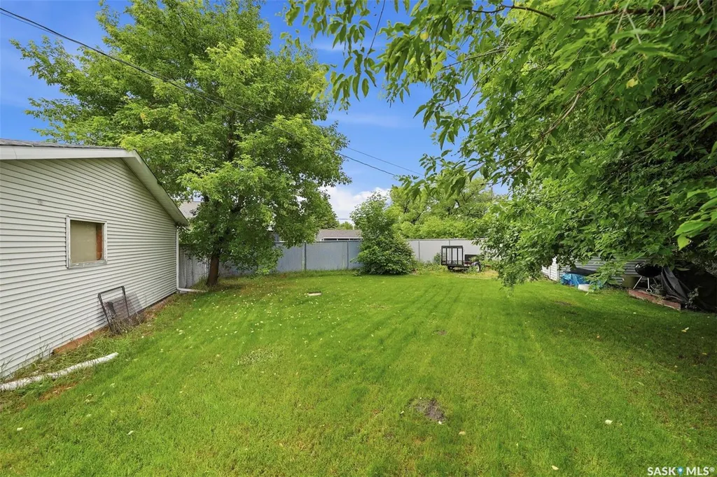 685 River Street E Prince Albert SK S6V 0H8