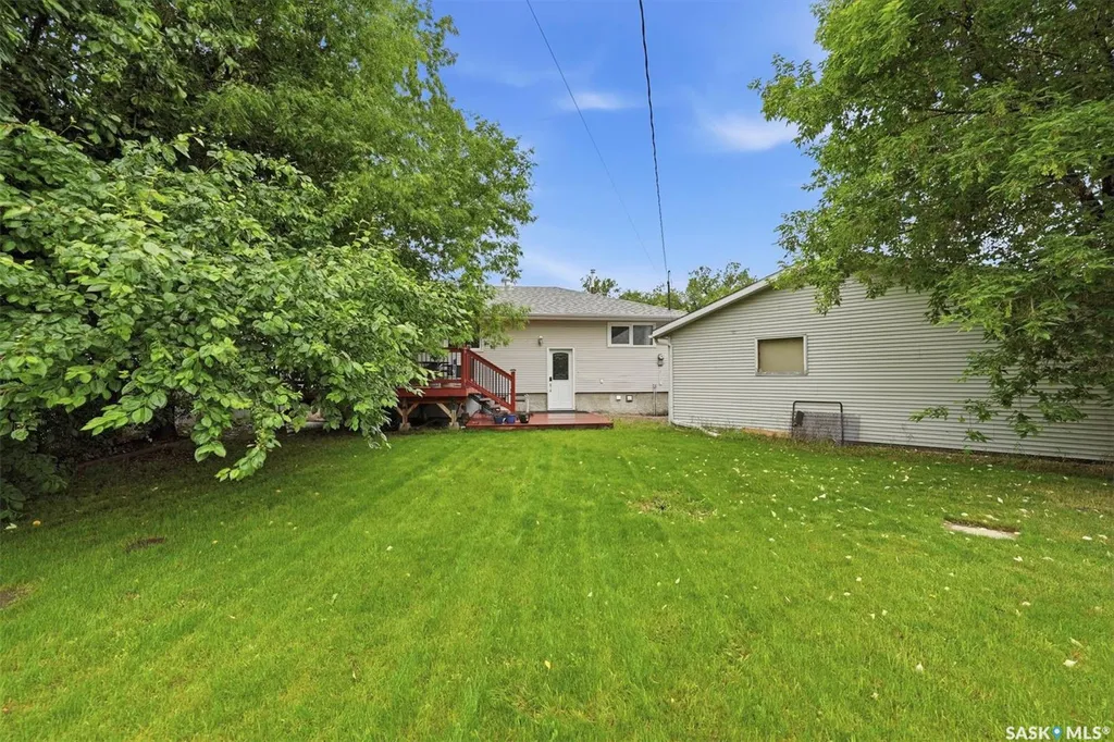 685 River Street E Prince Albert SK S6V 0H8