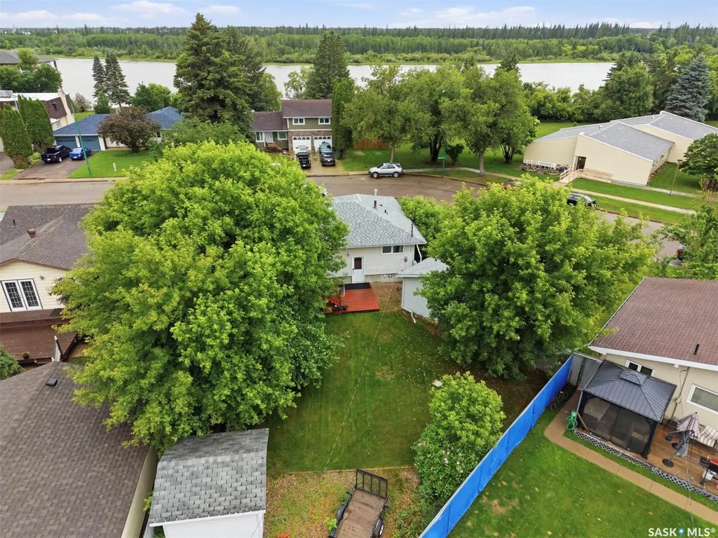 685 River Street E Prince Albert SK S6V 0H8