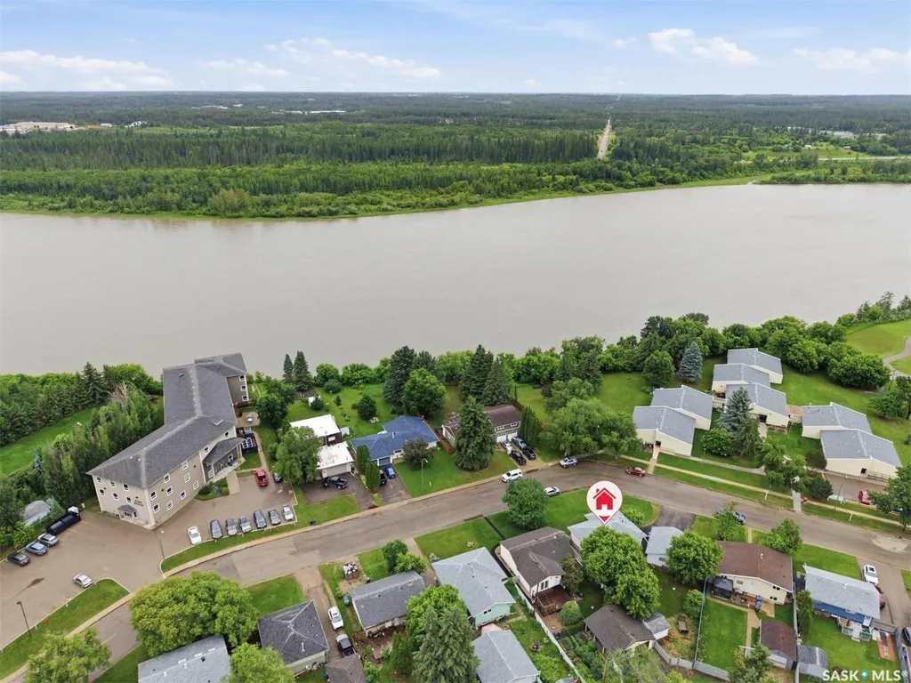 685 River Street E Prince Albert SK S6V 0H8