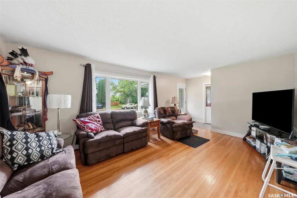 685 River Street E Prince Albert SK S6V 0H8