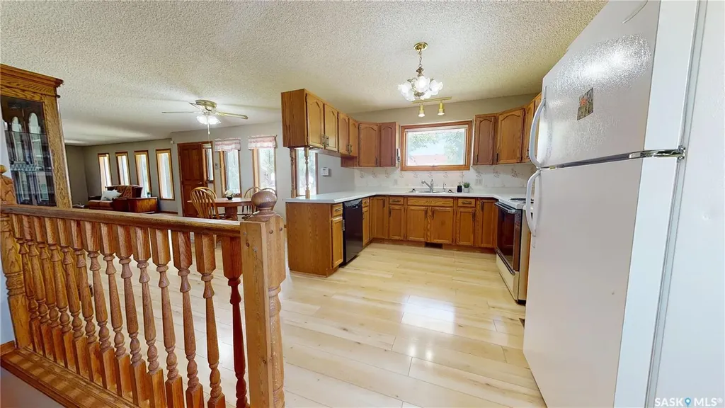 51 Harrigan Crescent Maple Creek SK S0N 1N0