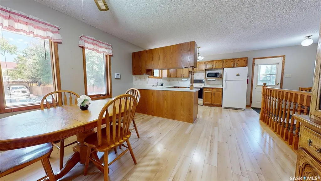 51 Harrigan Crescent Maple Creek SK S0N 1N0