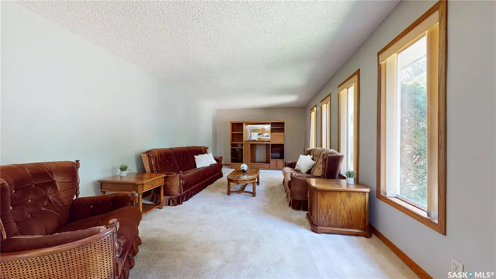 51 Harrigan Crescent Maple Creek SK S0N 1N0