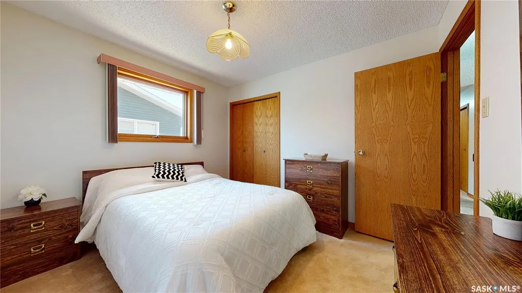 51 Harrigan Crescent Maple Creek SK S0N 1N0