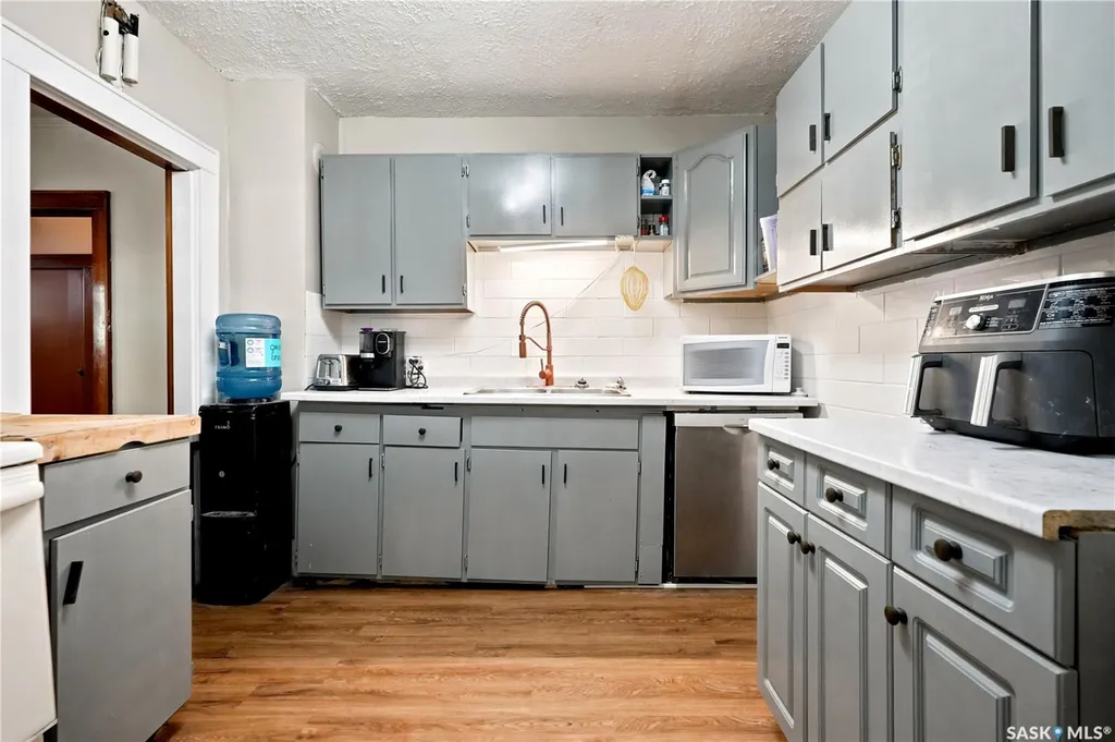 3300 Victoria Avenue Regina SK S4T 1L6