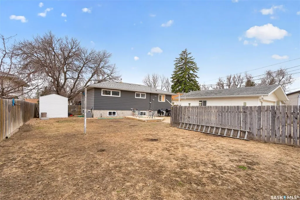 1154 Caribou Street W Moose Jaw SK S6H 2B5