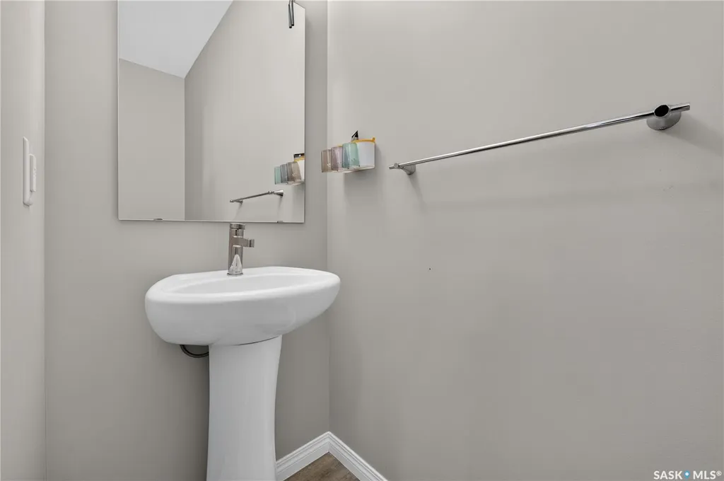 3281 Chuka Boulevard Regina SK S4V 3K7