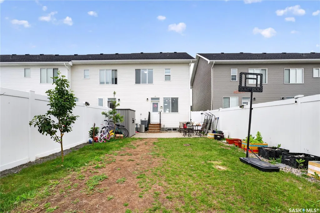 3281 Chuka Boulevard Regina SK S4V 3K7