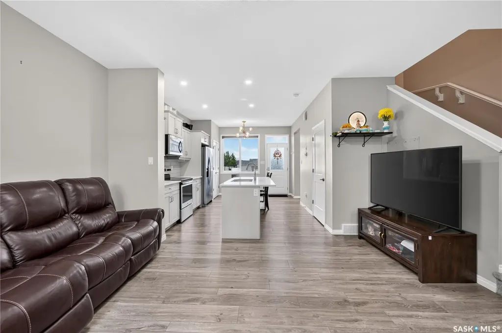 3281 Chuka Boulevard Regina SK S4V 3K7