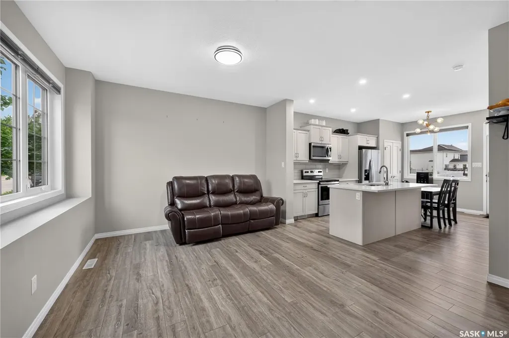 3281 Chuka Boulevard Regina SK S4V 3K7