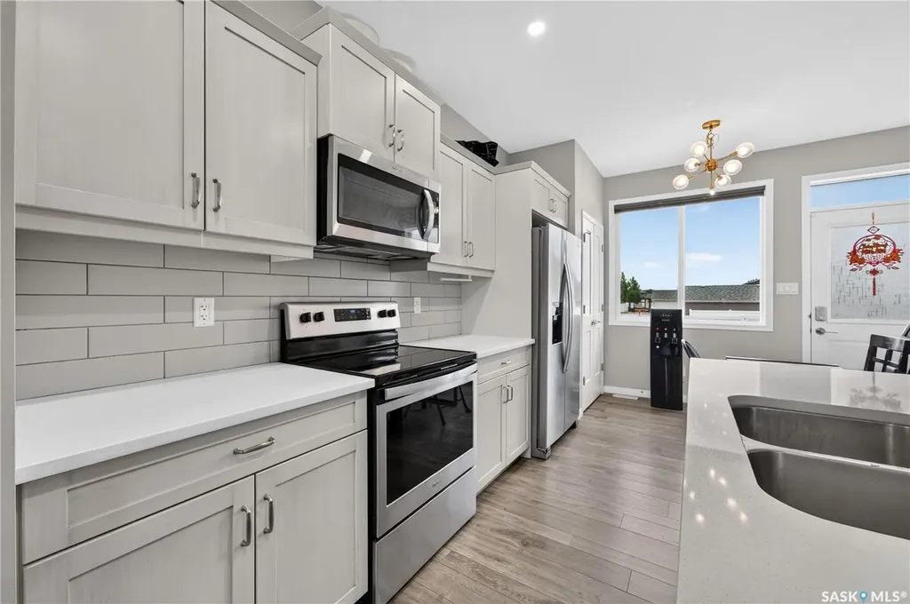 3281 Chuka Boulevard Regina SK S4V 3K7