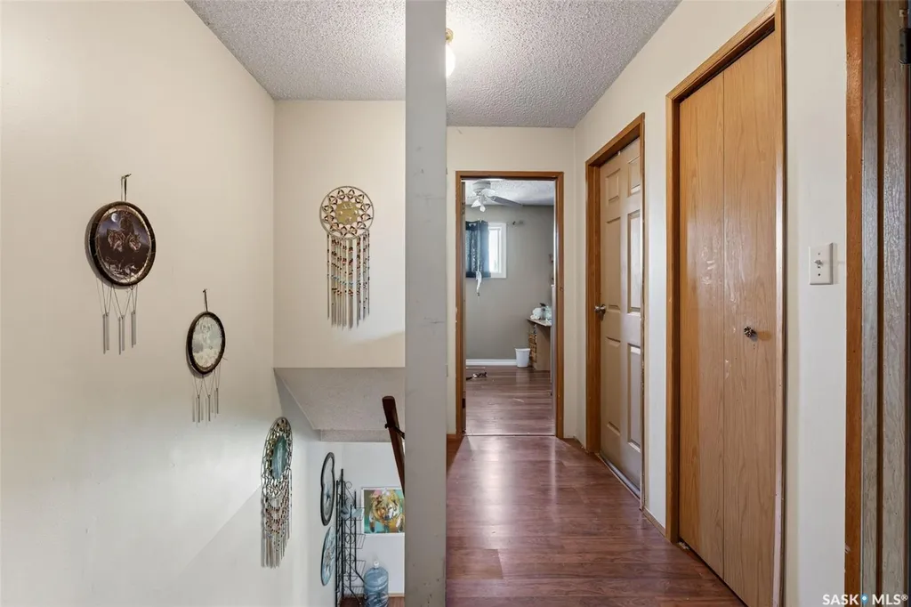 103-105 Davies Road Saskatoon SK S7K 7L4