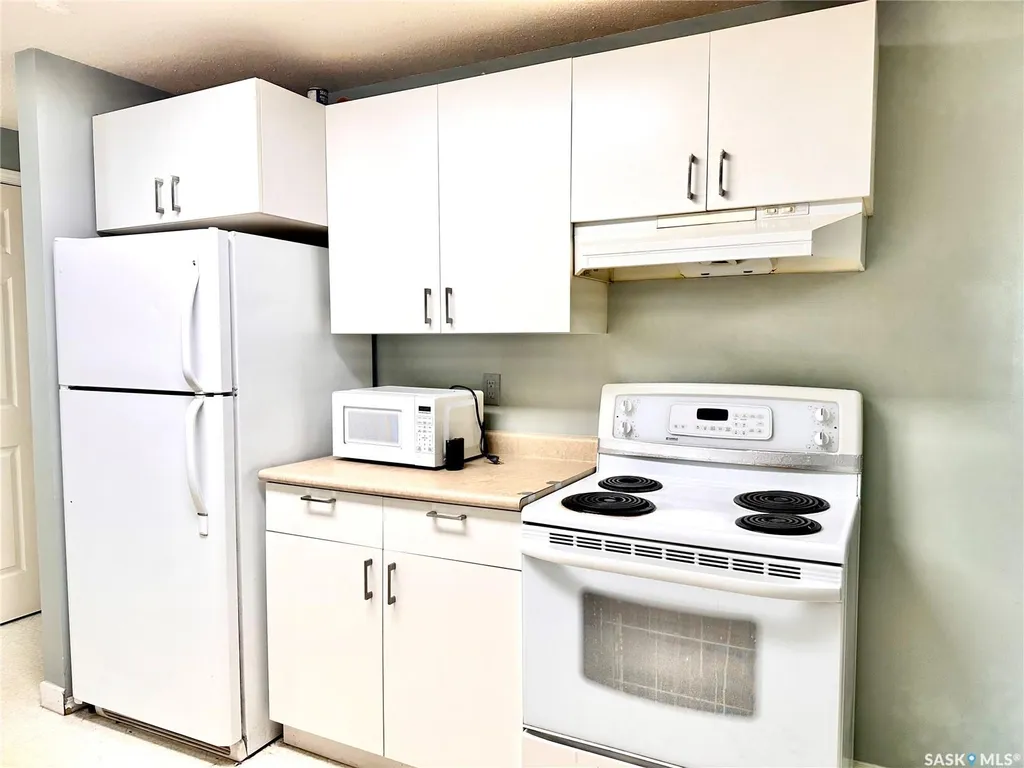 3625 Chaben Place Saskatoon SK S7H 4E9