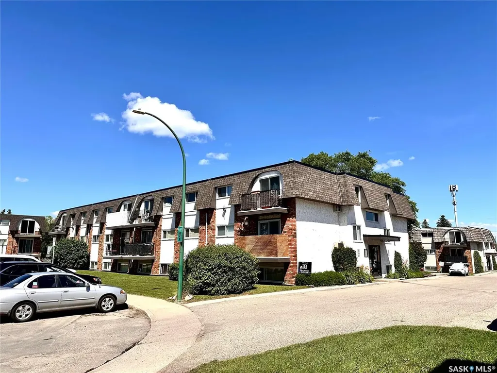 3625 Chaben Place Saskatoon SK S7H 4E9