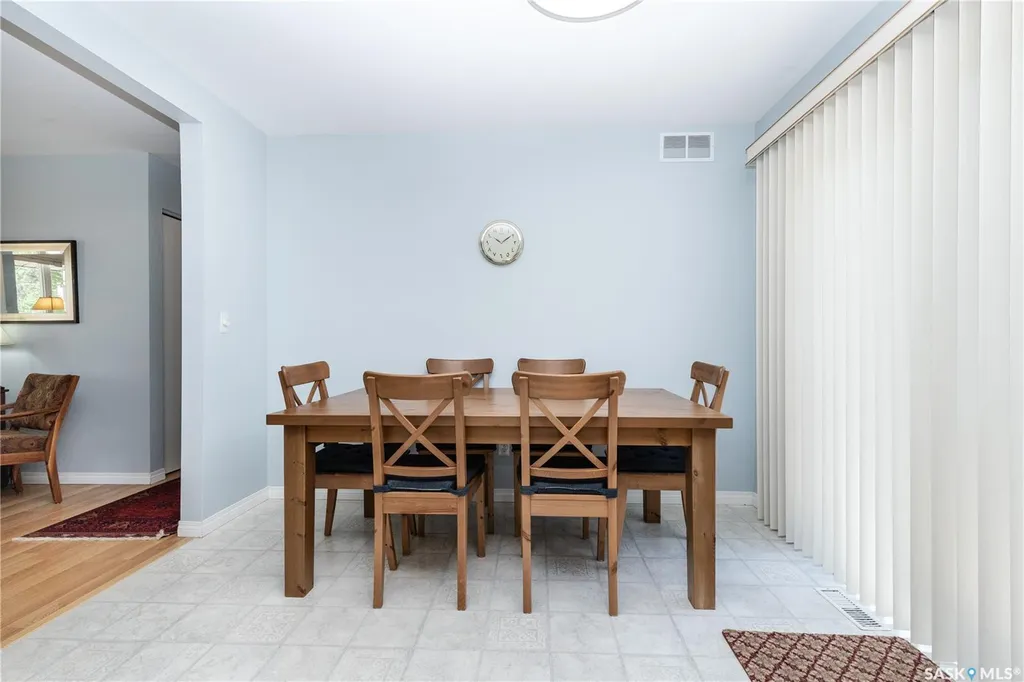 102 Wakaw Crescent Saskatoon SK S7J 4E2