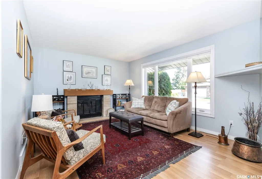 102 Wakaw Crescent Saskatoon SK S7J 4E2