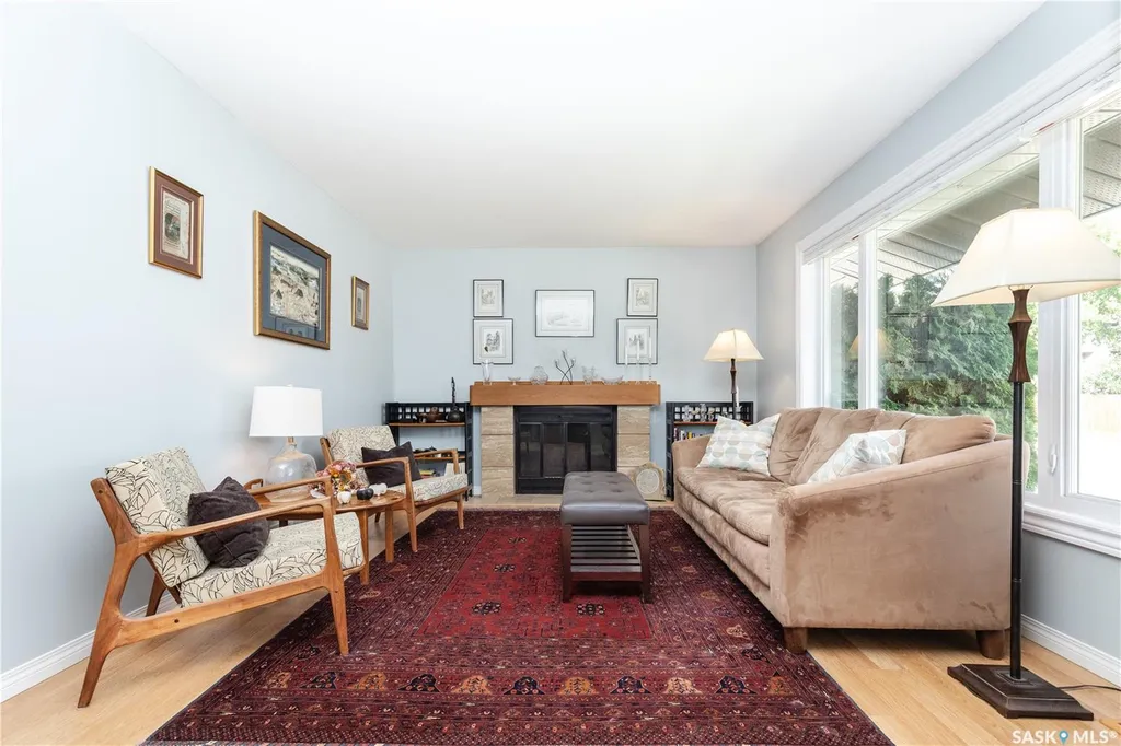 102 Wakaw Crescent Saskatoon SK S7J 4E2