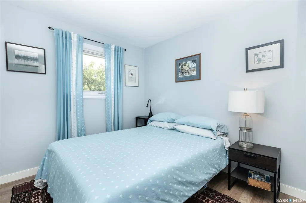 102 Wakaw Crescent Saskatoon SK S7J 4E2