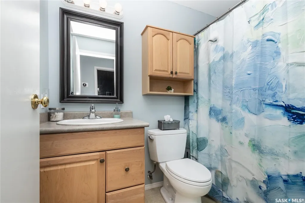 102 Wakaw Crescent Saskatoon SK S7J 4E2